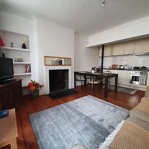 Lovely 2 Bedroom Flat In The Heart Of The Apartamento