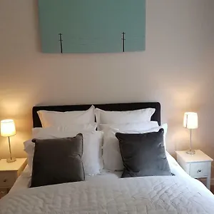 Spacious Modern Stockbridge/new Town Apartment