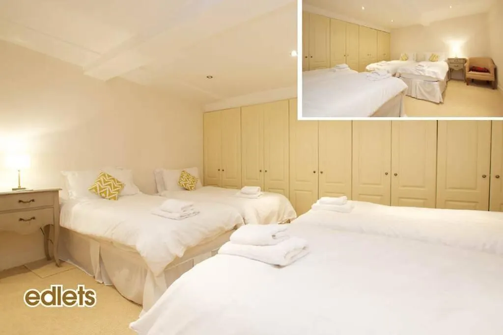 Edlets Main Door New Town Apartment Edinburgh