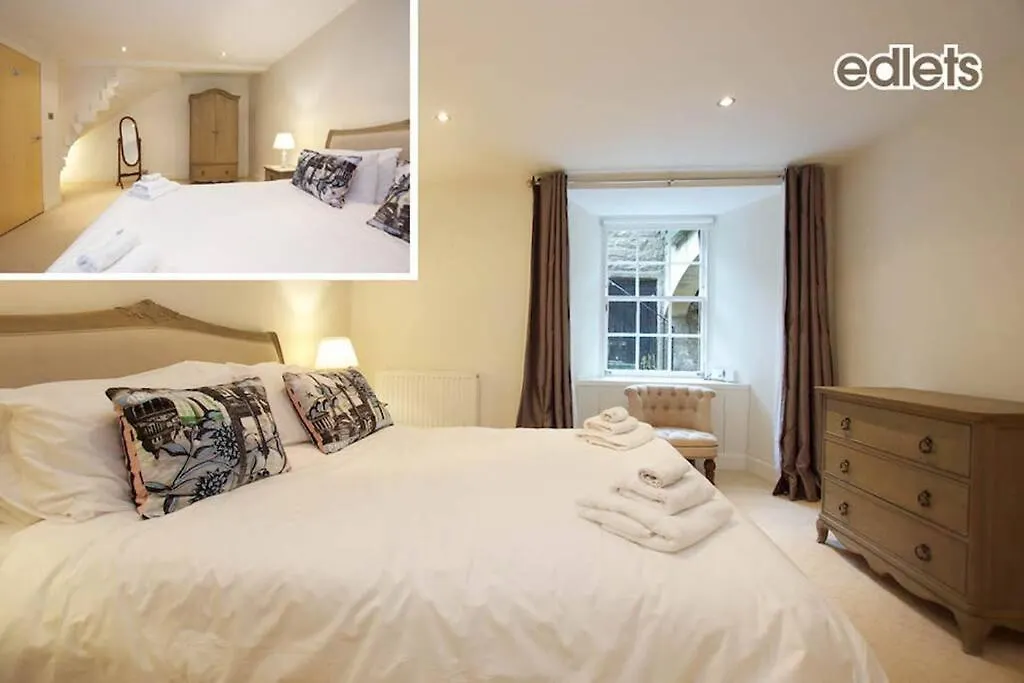 Edlets Main Door New Town Apartment Edinburgh
